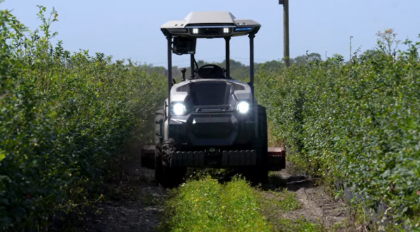 [브리핑] 제초부터 운영까지, 존재감이 커지고 있는 농업용 로봇시장